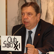 Almuerzo-coloquio Luis Planas