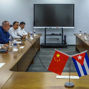 Cuba y China fortalecen el vínculo entre Aduanas