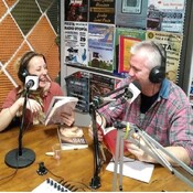 Entrevista Literaria a 3 Bandas