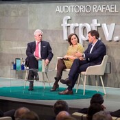 La llamada de la tribu. Mario Vargas Llosa, Albert Rivera y Pepa Bueno. 