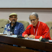 Martí y Fidel en la V Conferencia Internacional Por el Equilibrio del Mundo