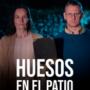 Huesos en el patio