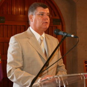 EL CRONISTA OFICIAL DE TELDE FELICITA A LOS DOCTORES BENTANCOR