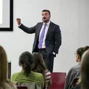 Ponencia Precariedad Laboral en el ámbito cultural