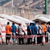 Los migrantes no son los que nos recortan