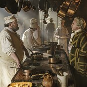 Delicioso-Una historia bucólica de amor a la cocina que suaviza la barbarie de la Revolución francesa