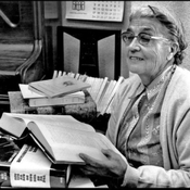 María Moliner, la mujer que cuidaba palabras hasta hacerlas brillar