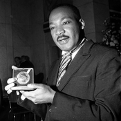 14-10-2016: Premio Nobel de la Paz a Martin Luther King en 1964.