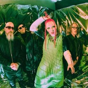 180 grados - Garbage, Medalla, Sen Senra y Leikeli47 - 13/05/25
