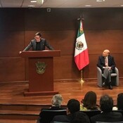 Cátedra de Comercio Exterior: José Guadalupe Barrera Flores