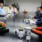 Sostiene Primer Ministro de Cuba conversaciones con el titular de Justicia de Viet Nam