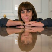 El ojo crítico - sara mesa y la lucha contra el sistema detrás de 'oposición'