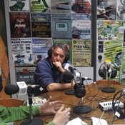 ENTREVISTA AL HISTORIADOR ROBERTO FERNÁNDEZ SUÁREZ