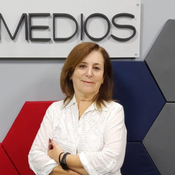 A CAMBIO DE QUE con Laura Sverdlick 23-4-2025