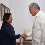 Recibe Díaz-Canel a Ministra de Estado de la India
