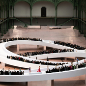 Chanel HAUTE COUTURE SS25 es un poema cósmico en movimiento
