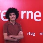 El ojo crítico - Amamos las lenguas con 'Con e de curcuspín' de Mario Obrero - 19/05/25
