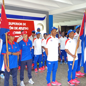 Abanderan a los equipos de béisbol y boxeo