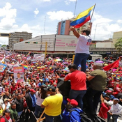 Venezuela apuesta por la paz y retorna paulatinamente a la normalidad