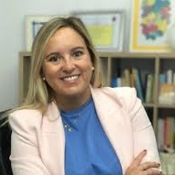 Charla en Colindres sobre las adicciones a las redes sociales y pornografía en adolescentes/Organizada por las AMPAS