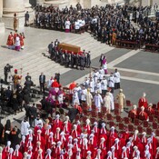 Monseñor Joan-Enric Vives: "Ojalá pudiésemos decir que el Santo Padre propició un pequeño milagro"