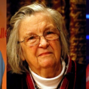 Mujeres Economistas de la Historia: Elinor Ostrom