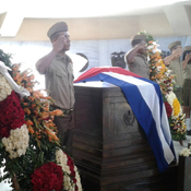 Homenaje de Raúl y Díaz-Canel a José Martí a 130 años de su muerte
